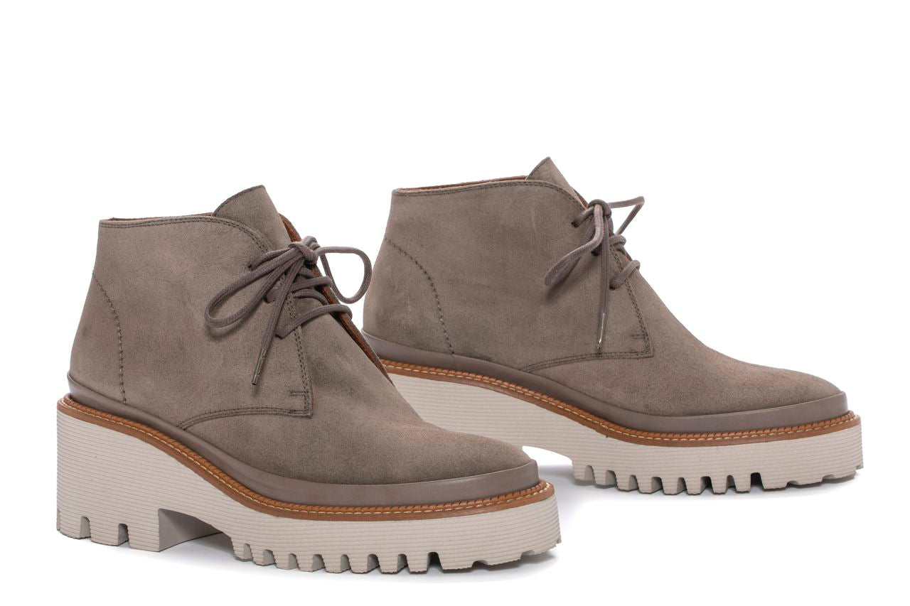 BOTIN PLATAFORMA CARMEN VELOUR TOPO