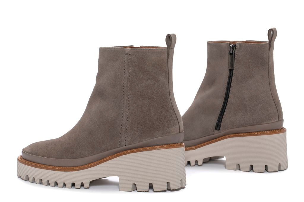 BOTIN PLATAFORMA CARMEN VELOUR TOPO