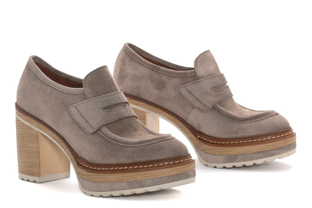 ZAPATO TACON OLIVIA VELOUR TOPO