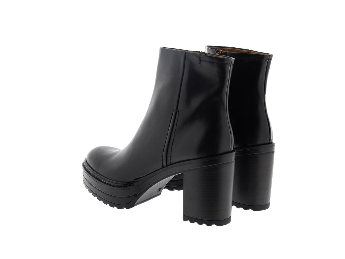 OLIVIA COUNTRY BLACK HEELED ANKLE BOOT