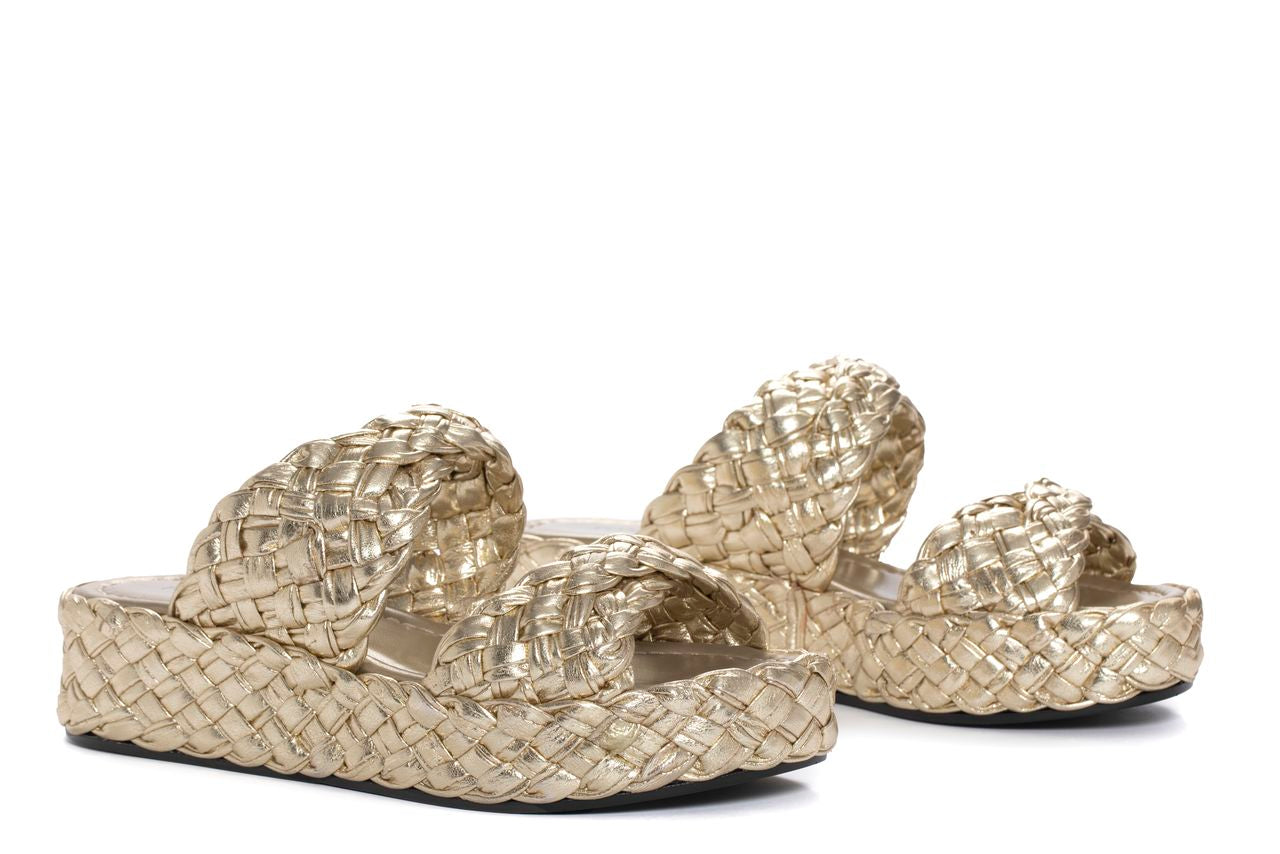 SANDALIA PLATAFORMA FORLI METAL PLATINO