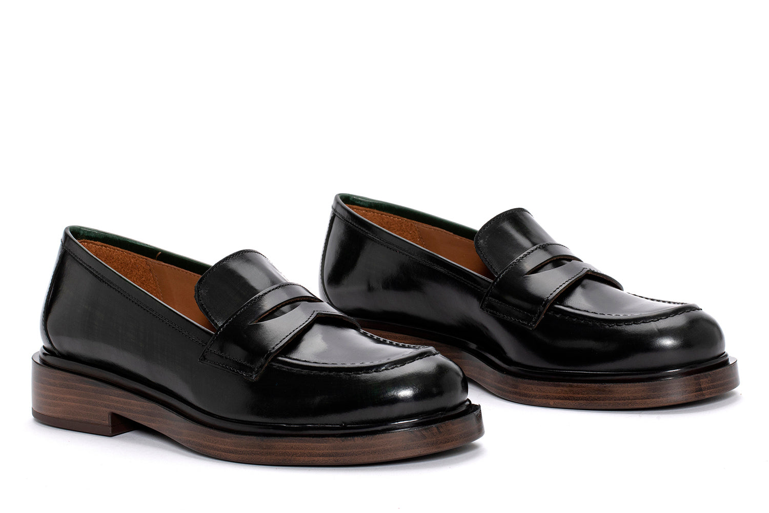 MOCASIN SELINE NEPAL BOSQUE