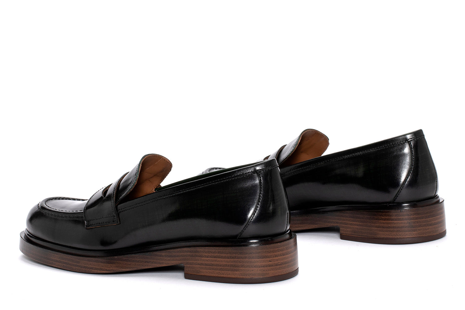 MOCASIN SELINE NEPAL BOSQUE