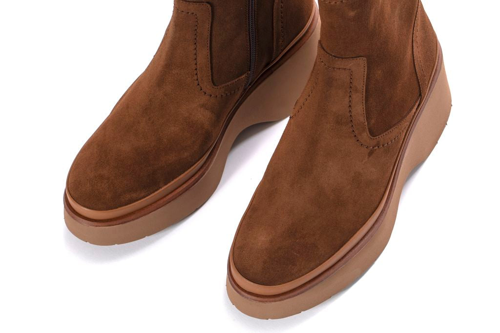 BOTIN PLATAFORMA RAQUEL VELOUR TOFFE