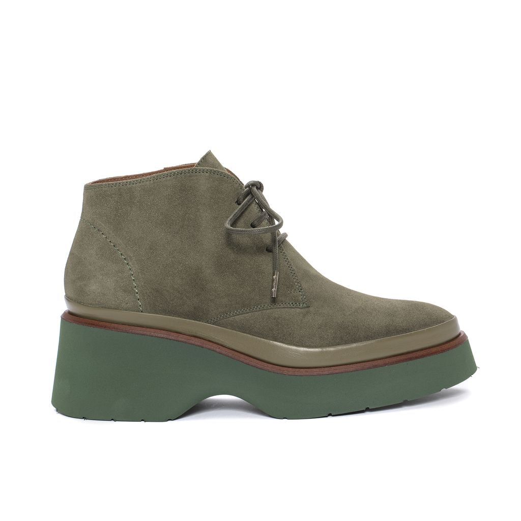 BOTIN PLATAFORMA RAQUEL VELOUR CEDRO