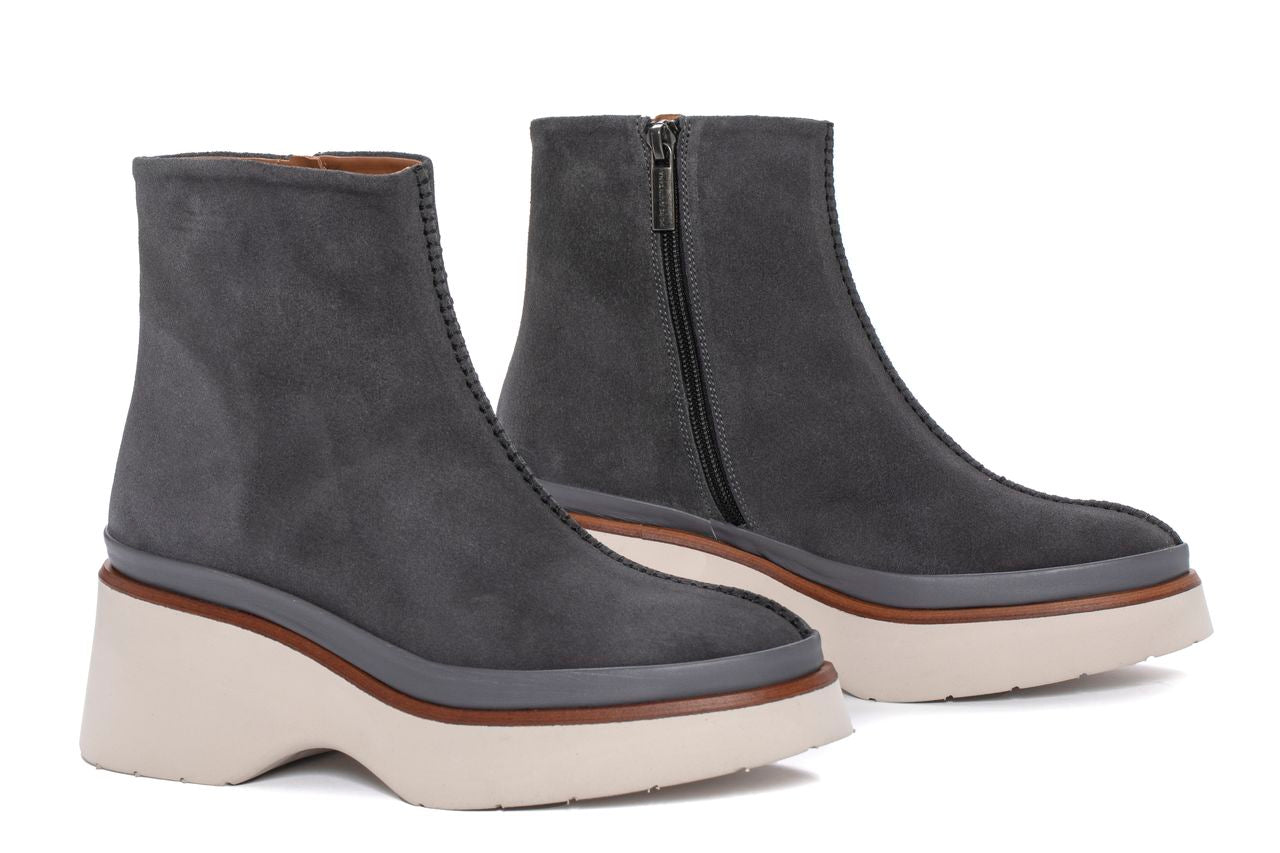 BOTIN PLATAFORMA RAQUEL VELOUR CARBON