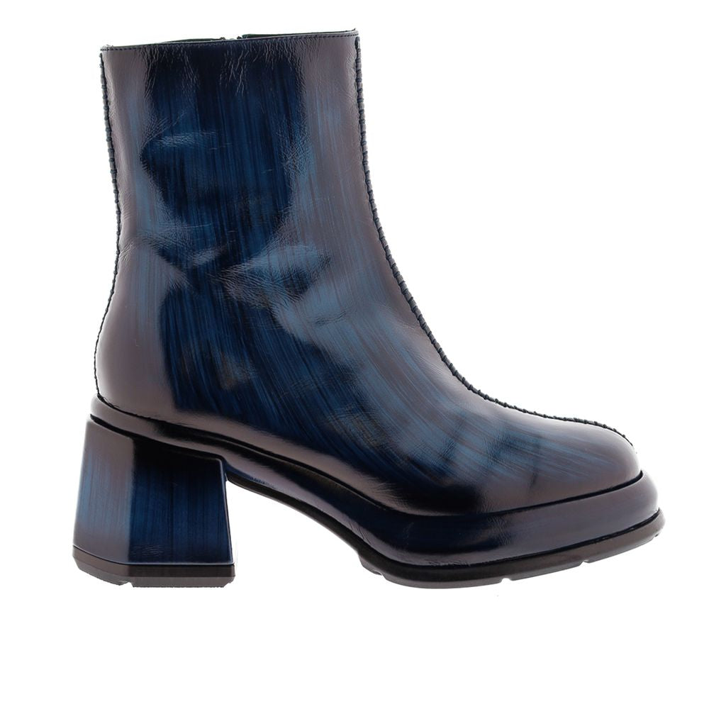 BOTIN TACON LAURA RATJA PETROL