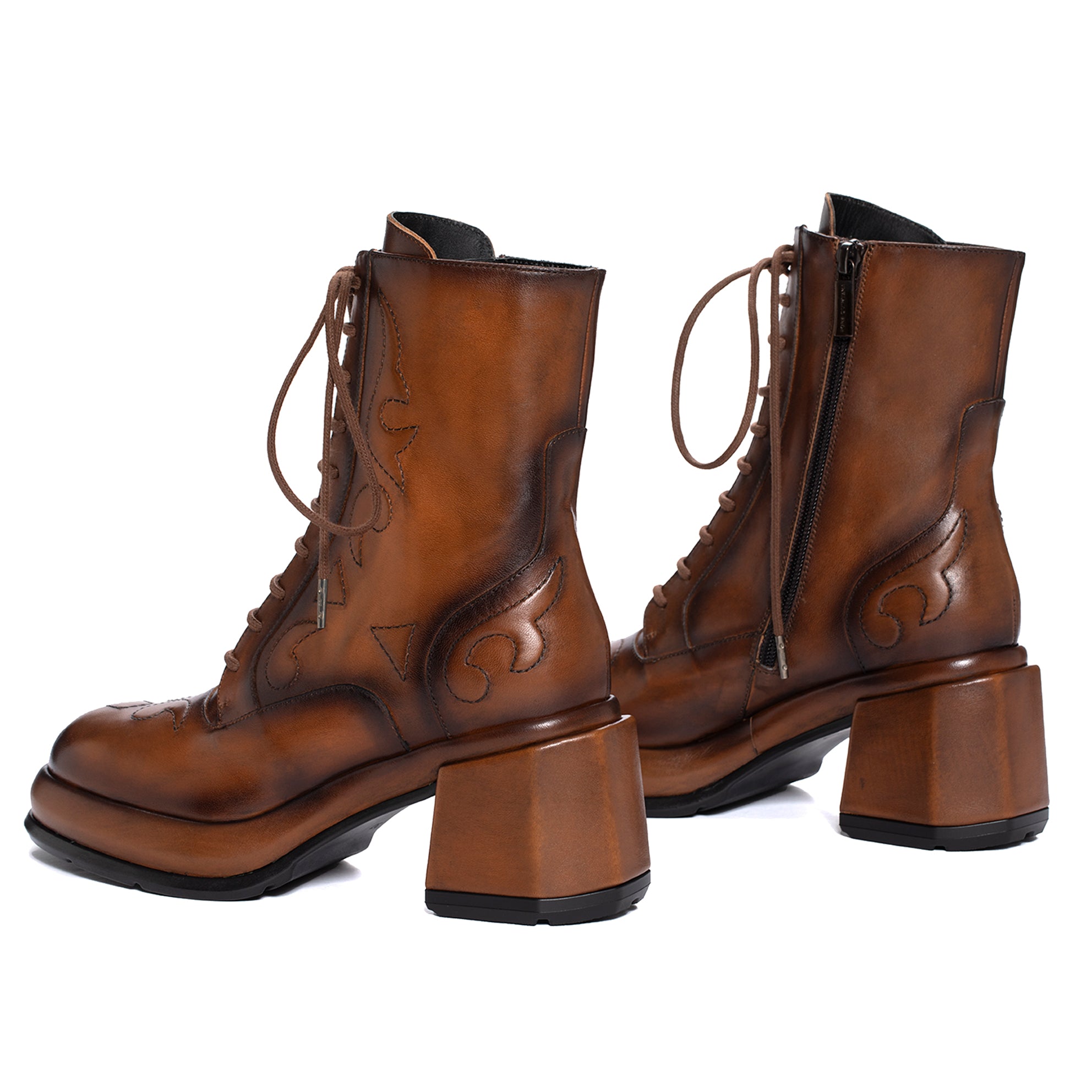 BOTIN TACON LAURA NAPETTA CUERO