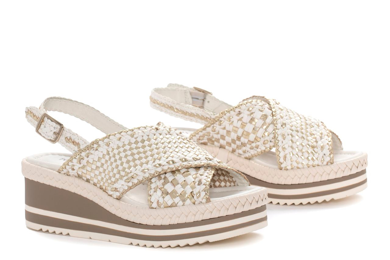 SANDALIA PLATAFORMA PADOVA MILK+PLATINO