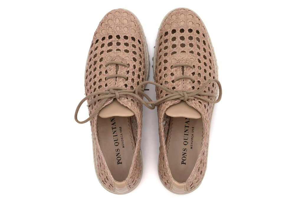 ZAPATO TACON BAJO PERU TAUPE