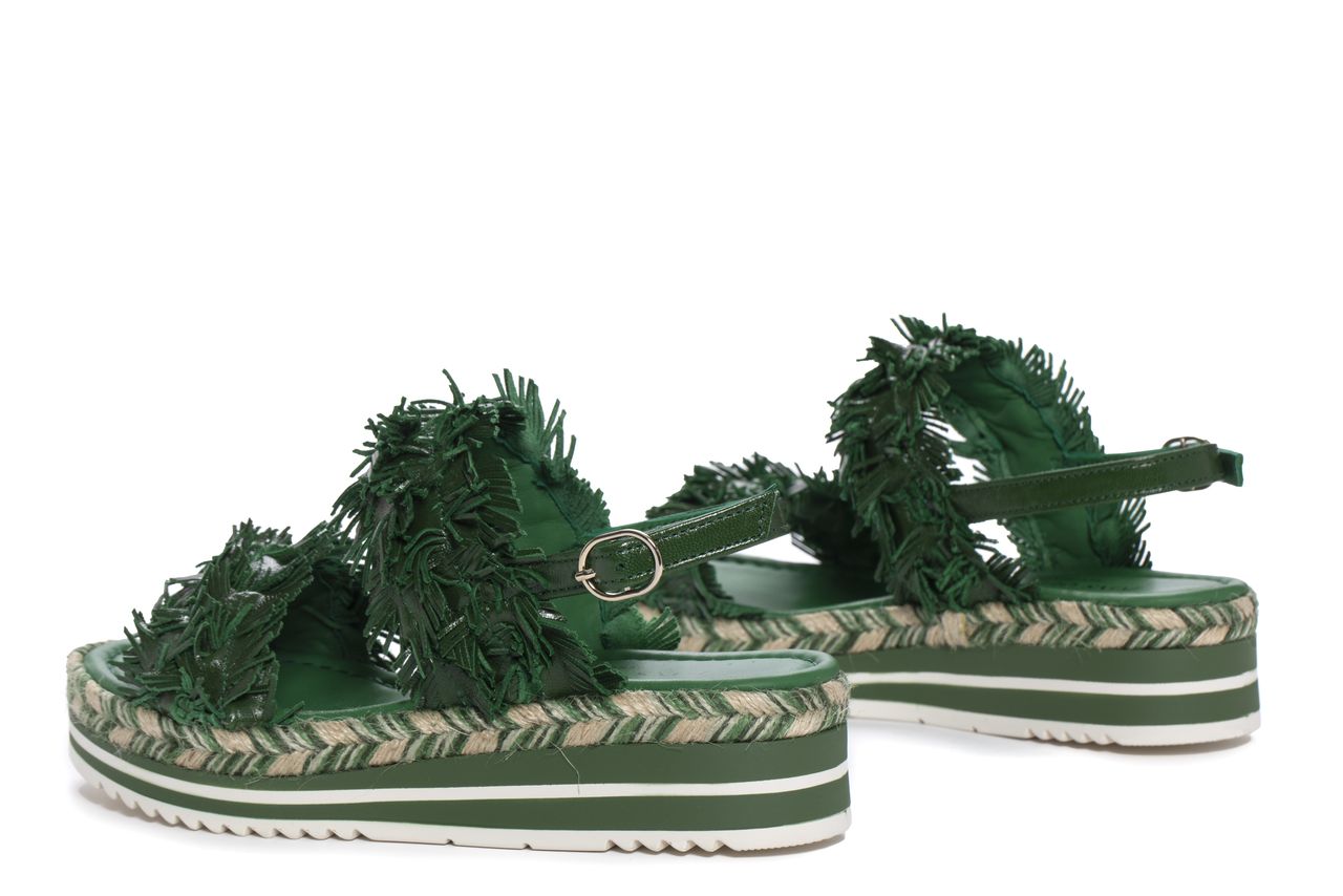 SANDALIA PLATAFORMA MILAN APPLE