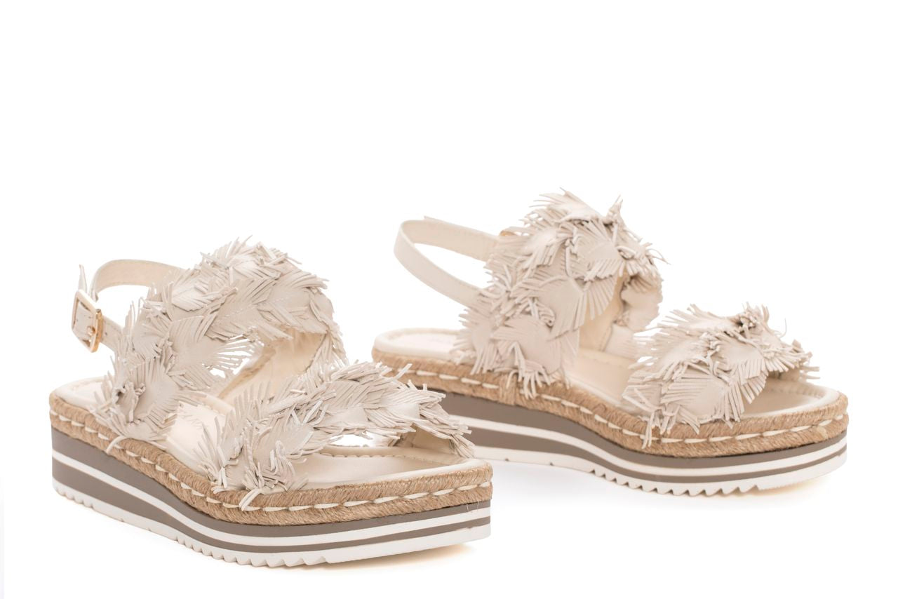 SANDALIA PLATAFORMA MILAN WET SALINAS