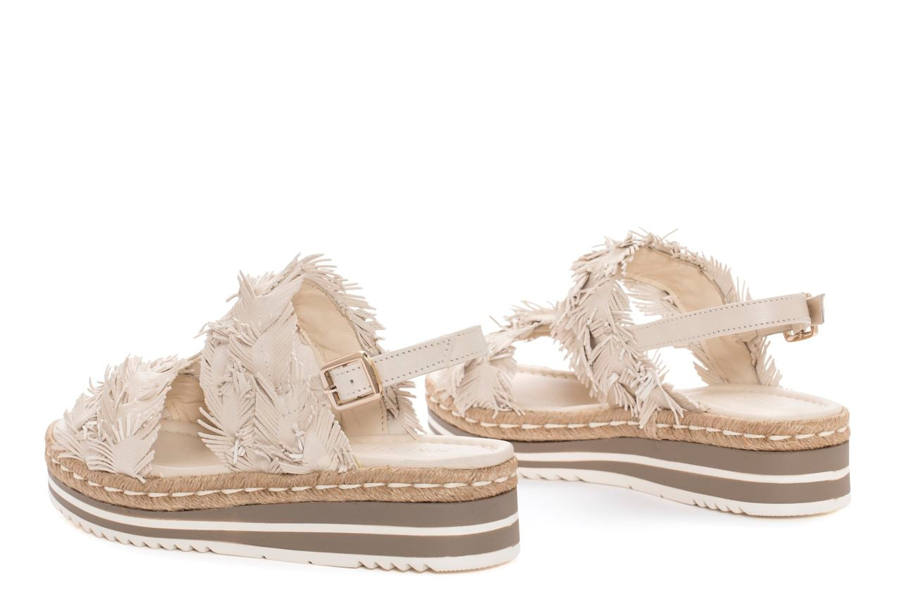 SANDALIA PLATAFORMA MILAN WET SALINAS