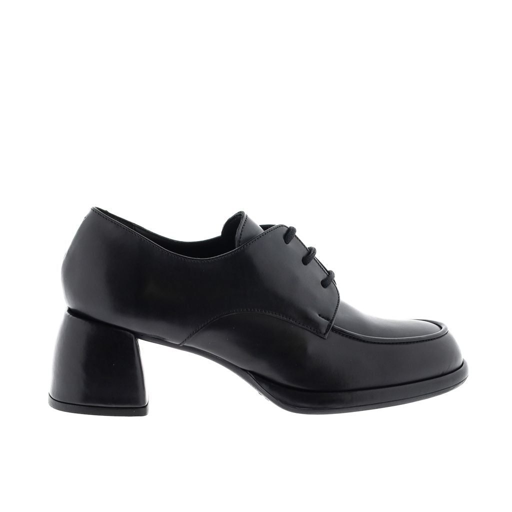 ZAPATO EMILIA NEPAL NEGRO