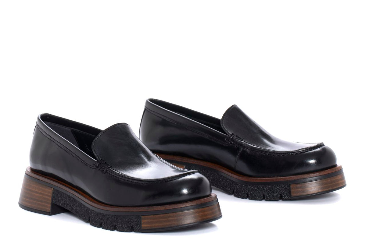 MOCASIN PLATAFORMA MALI NEPAL NEGRO