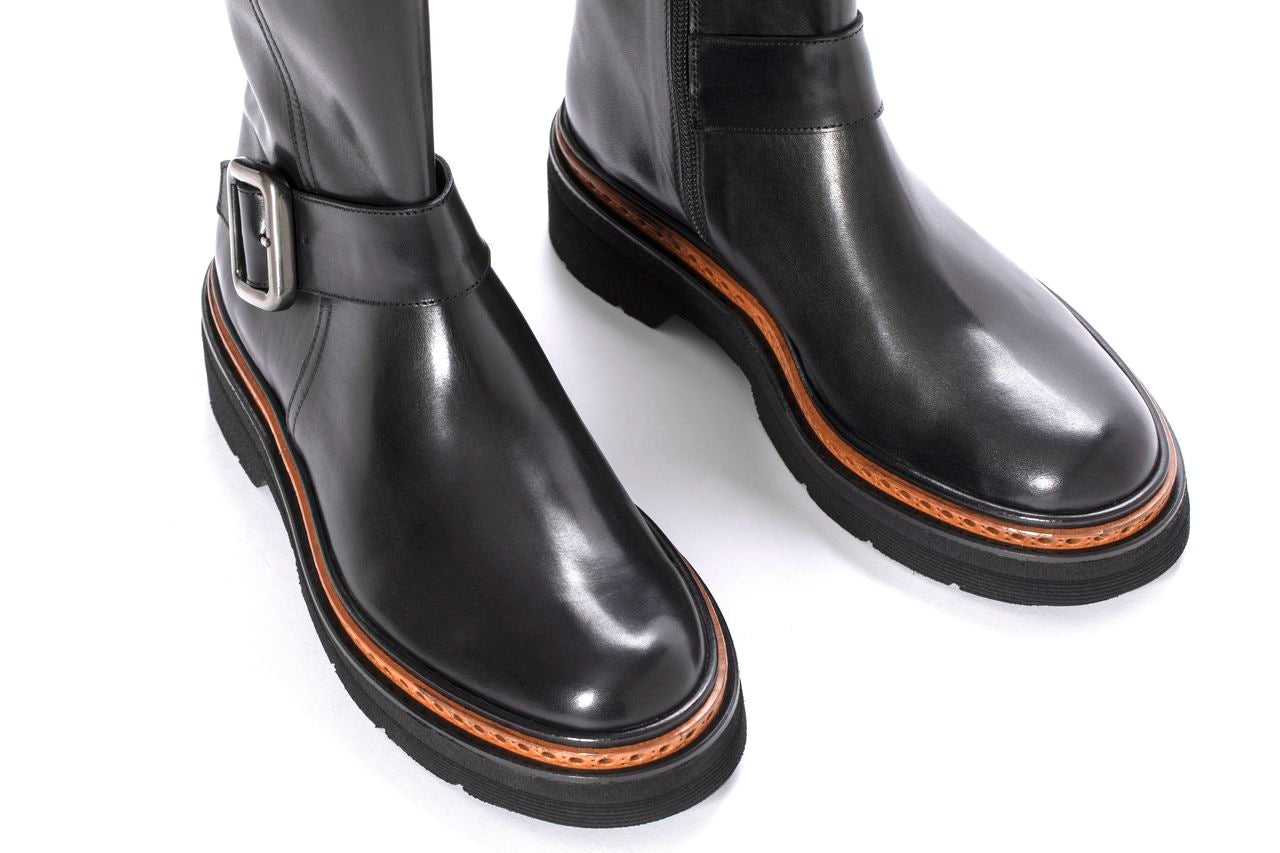 BOTIN PLATAFORMA YANNY MAKETE NEGRO