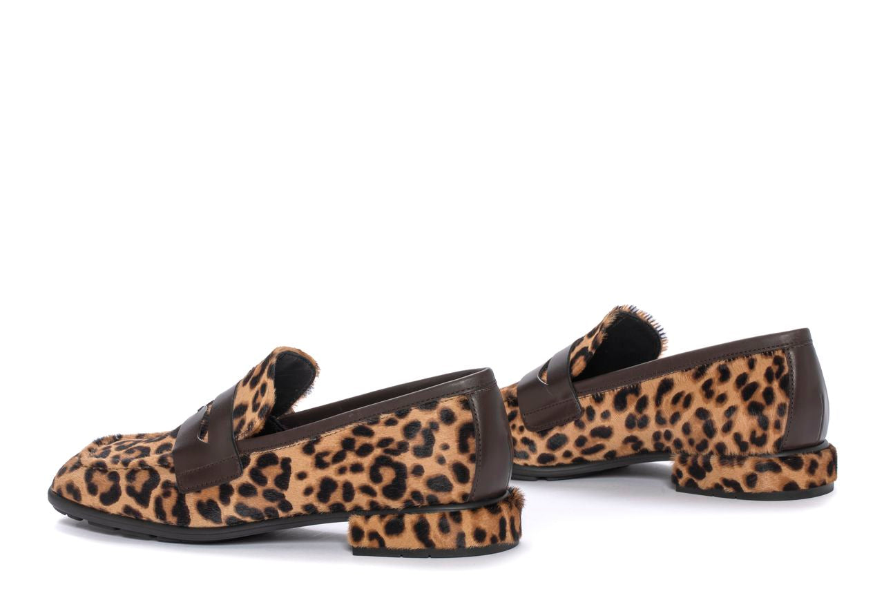 MOLLY PONY MACULATTO BEIGE FLAT MOCCASIN