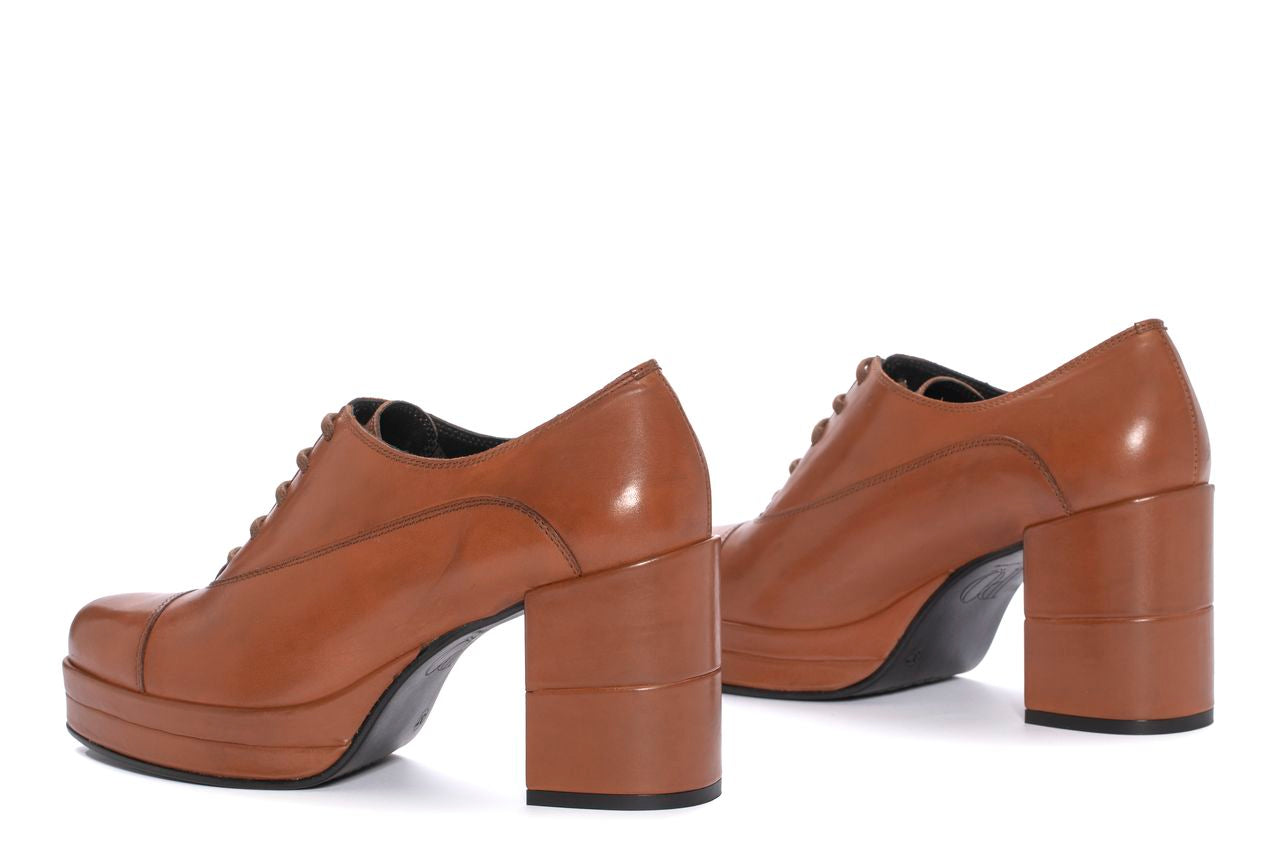 BLUCHER TACON BRISA BABY CALF CUERO