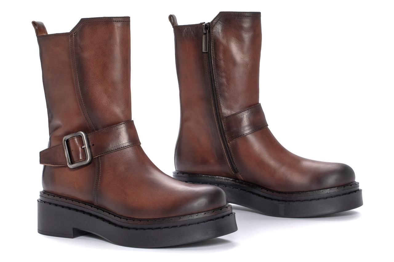 BOTIN PLATAFORMA NADIA MAKETE TOFFE