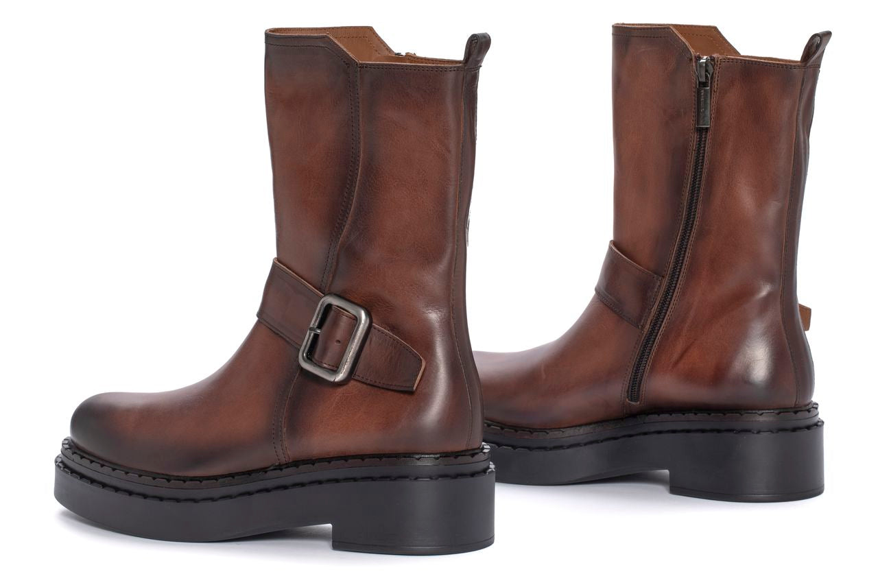 BOTIN PLATAFORMA NADIA MAKETE TOFFE