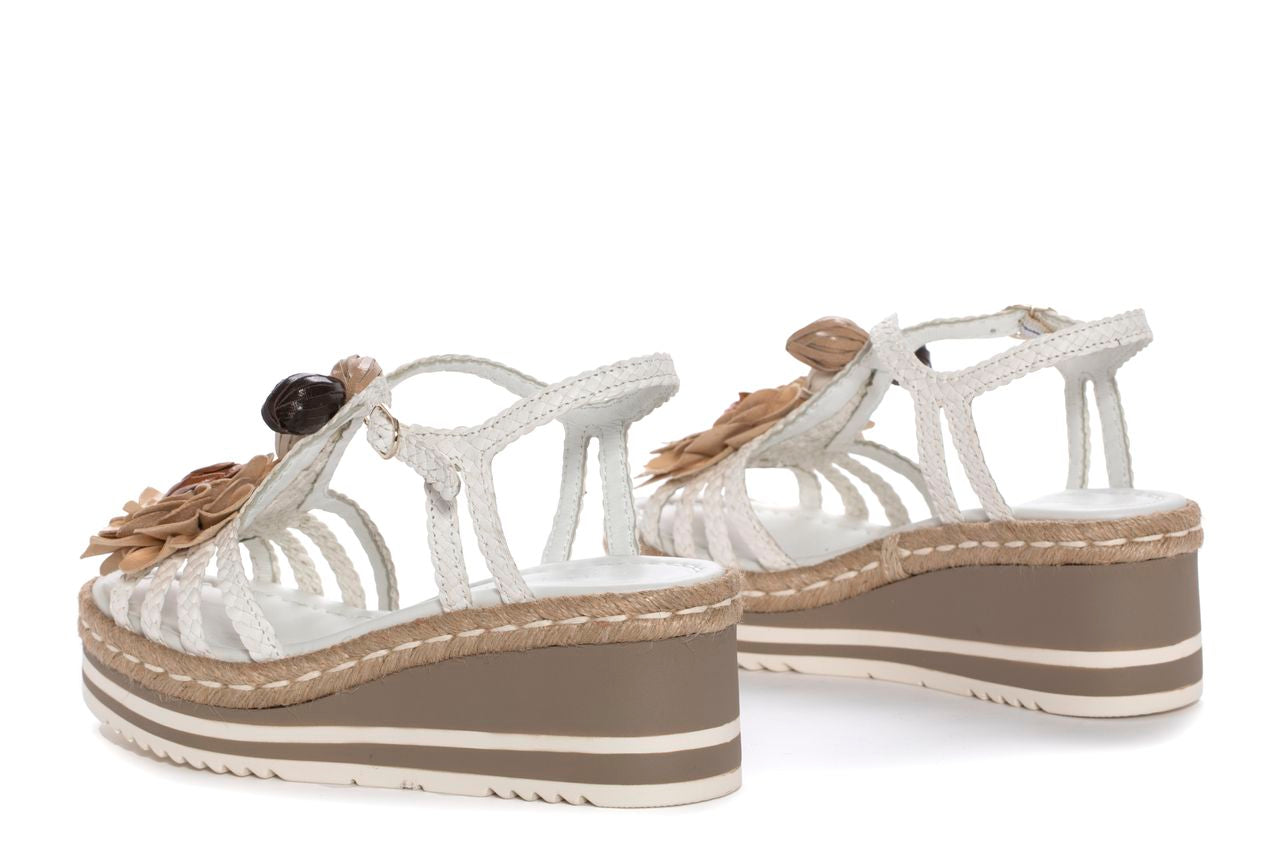 SANDALIA PLATAFORMA PADOVA WET MILK