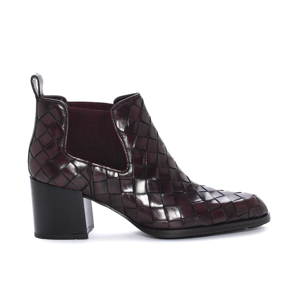 BOTIN TACON MEGHAN PRUGNA