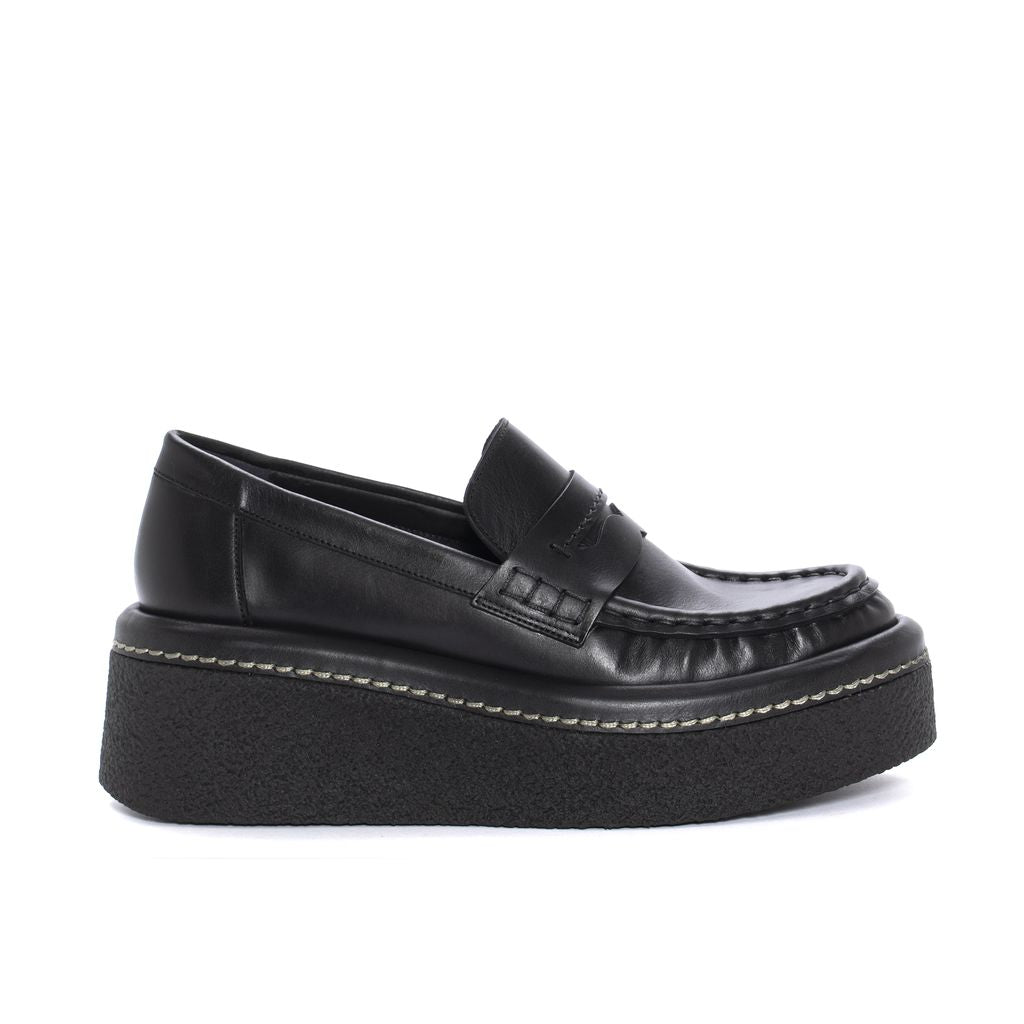 MOCASIN PLATAFORMA KIARA COUNTRY NEGRO