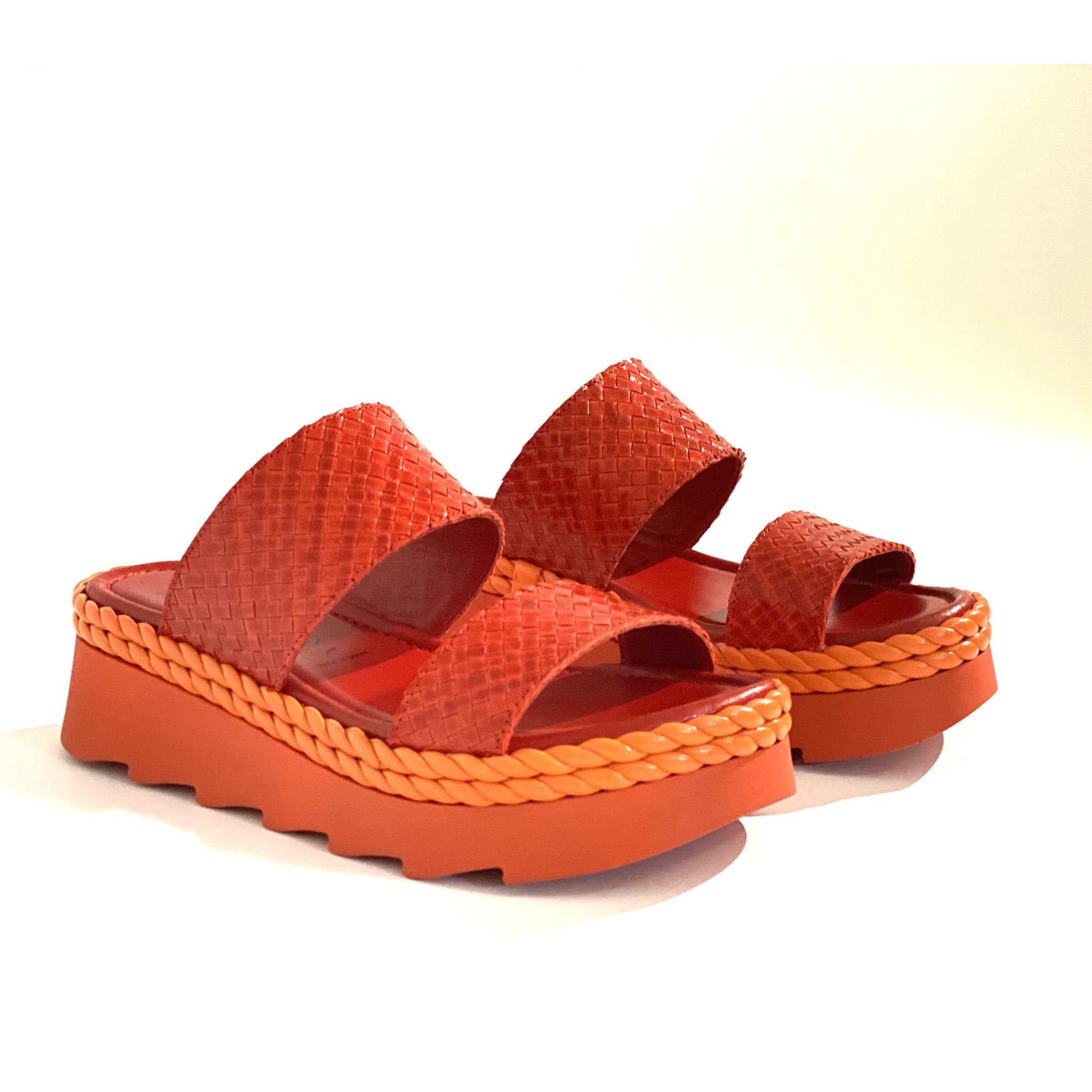 SANDALIA PLATAFORMA ALEXIA MANDARINA