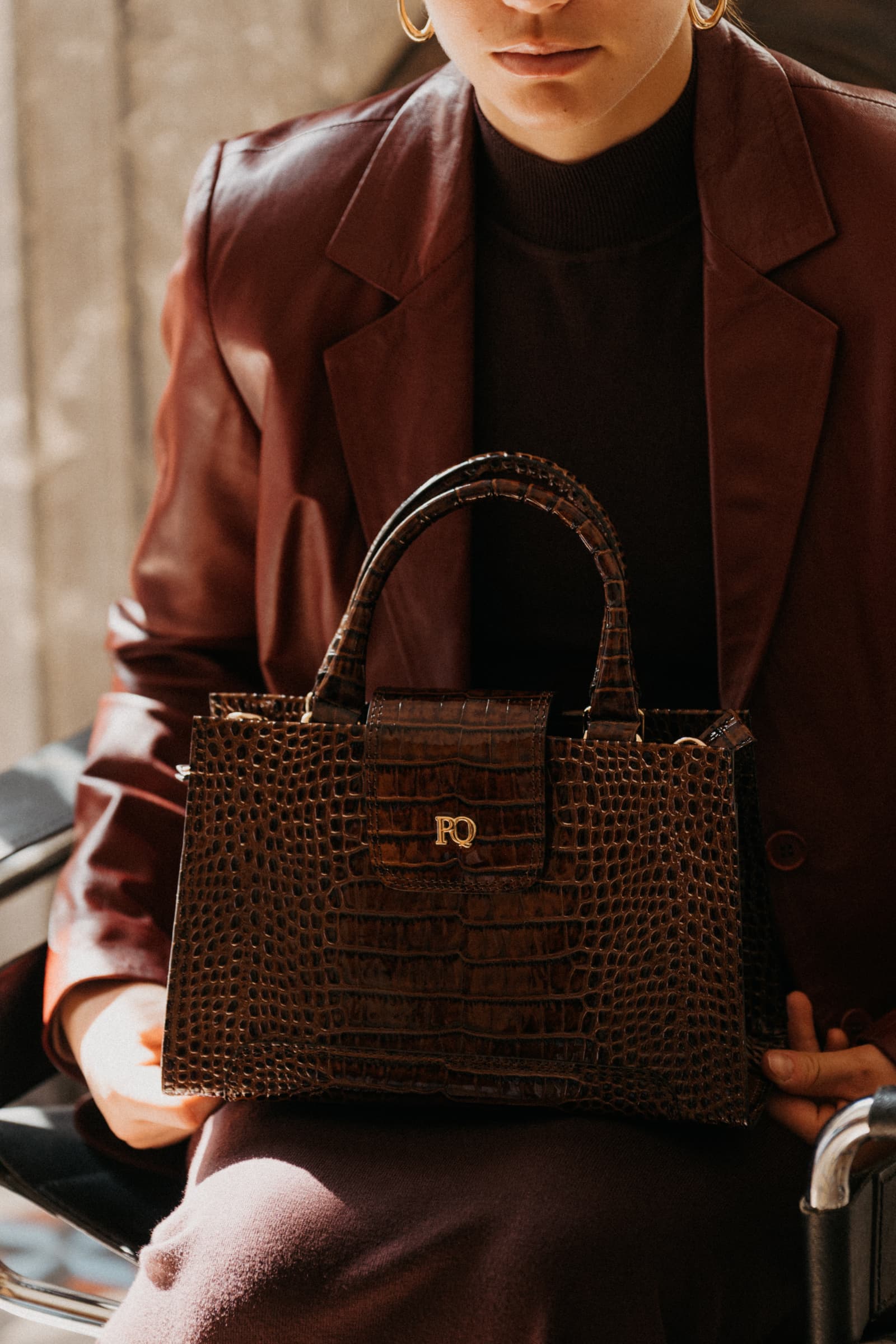 HANDBAG V178 LAKE TOFFE