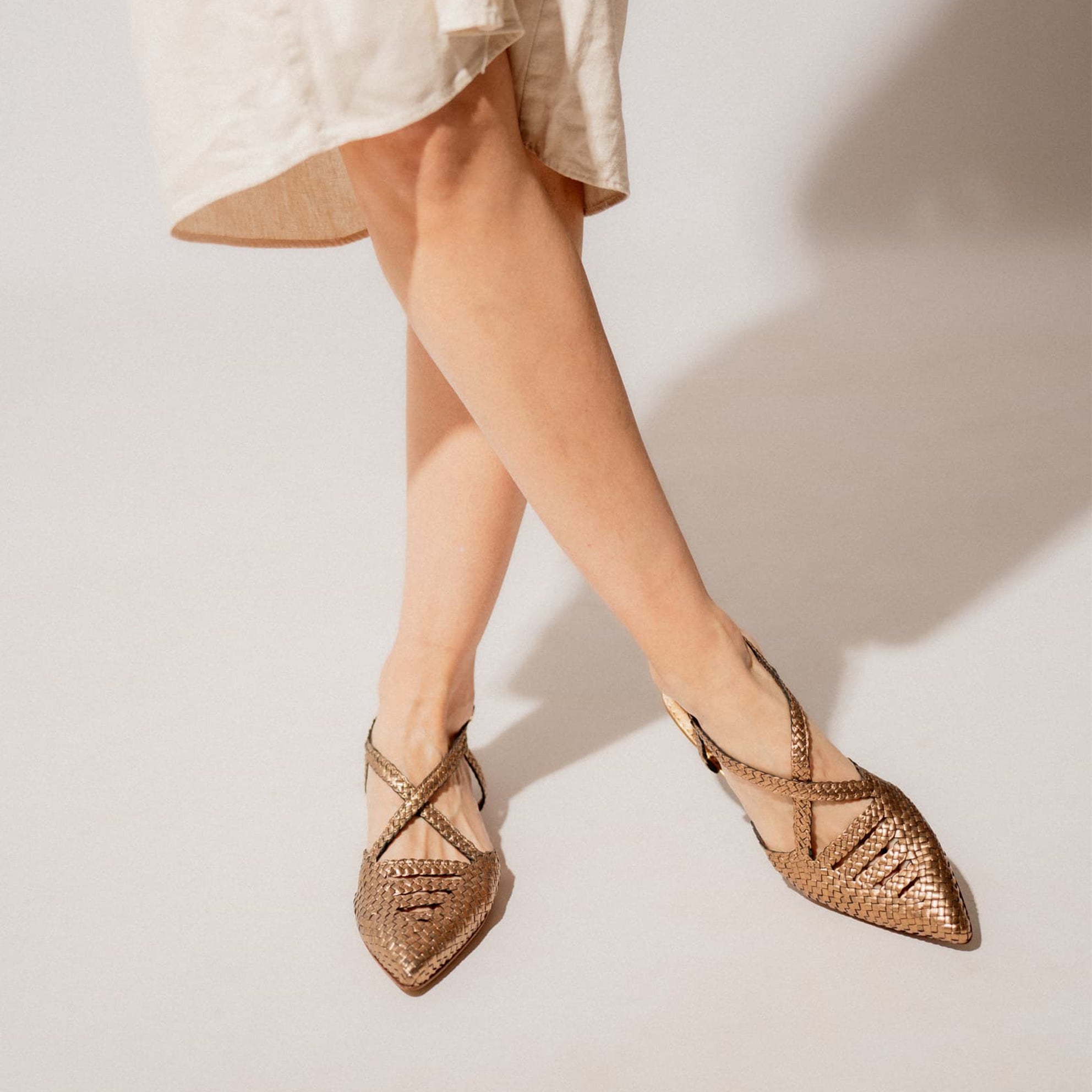 SANDALIA PLANA SONIA METAL OASSI