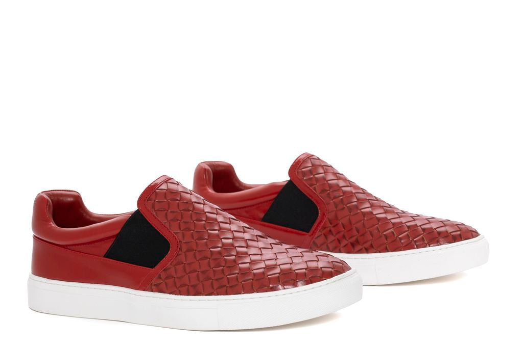 RED BRAIDED SPORTS SHOE M001