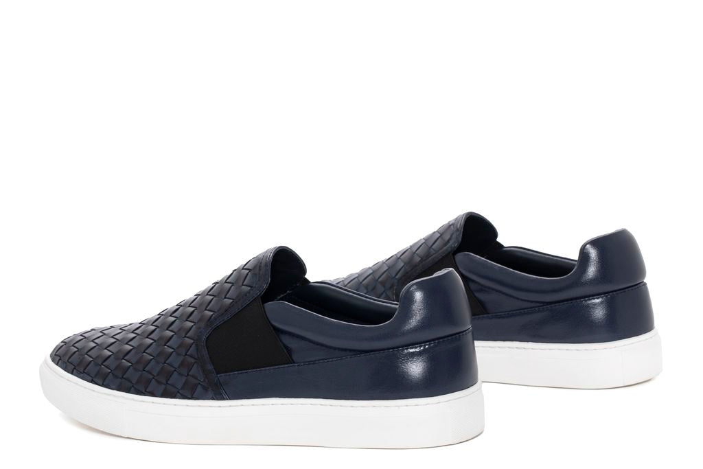 ZAPATO DEPORTIVO M001 TRENZADO MARINO