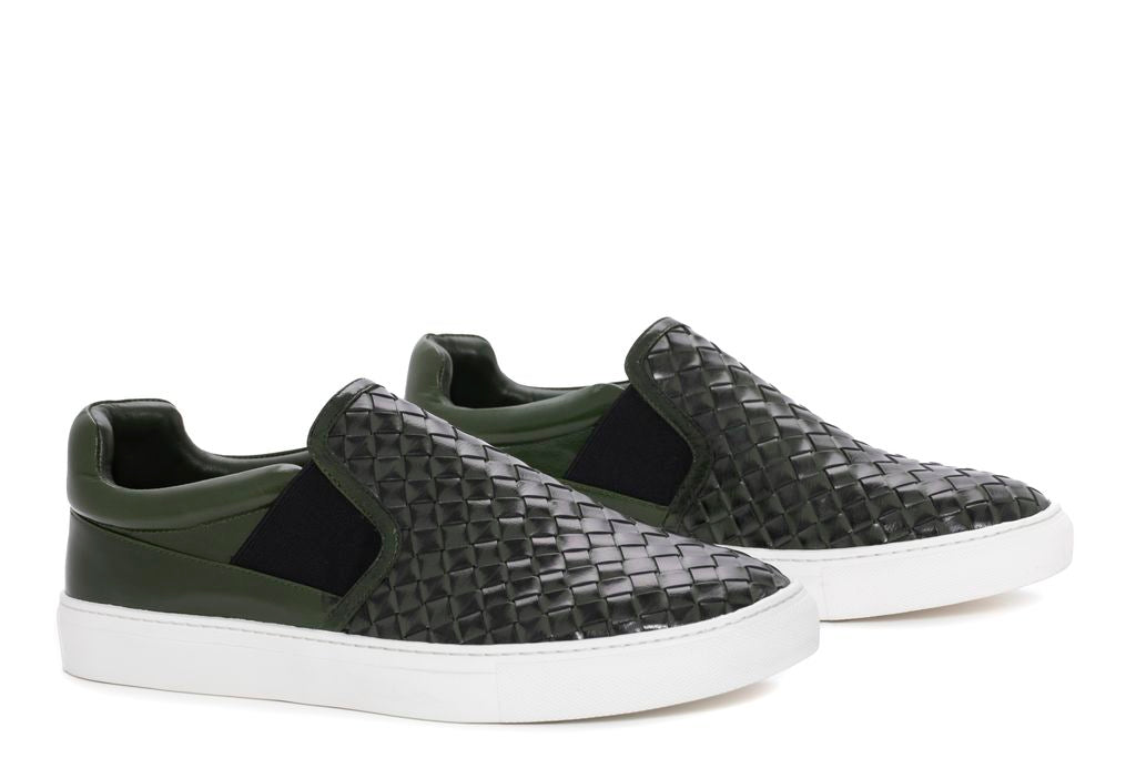 SPORTS SHOE M001 GREEN BRAIDED