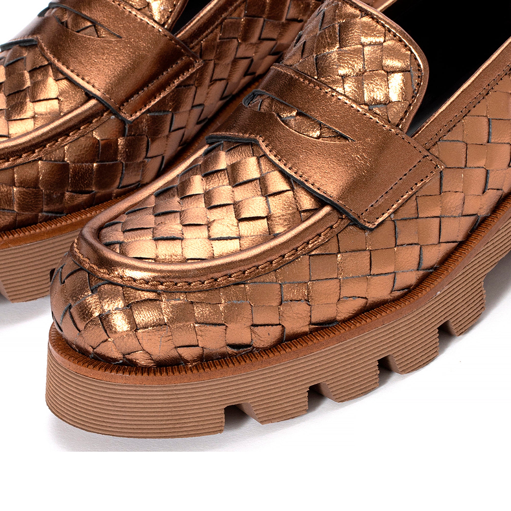 MOCASIN JENNY TRENZADO 10 MM BRONCE