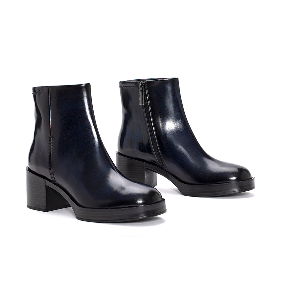 BOTIN TACON CRISTIN NEPAL ROYAL