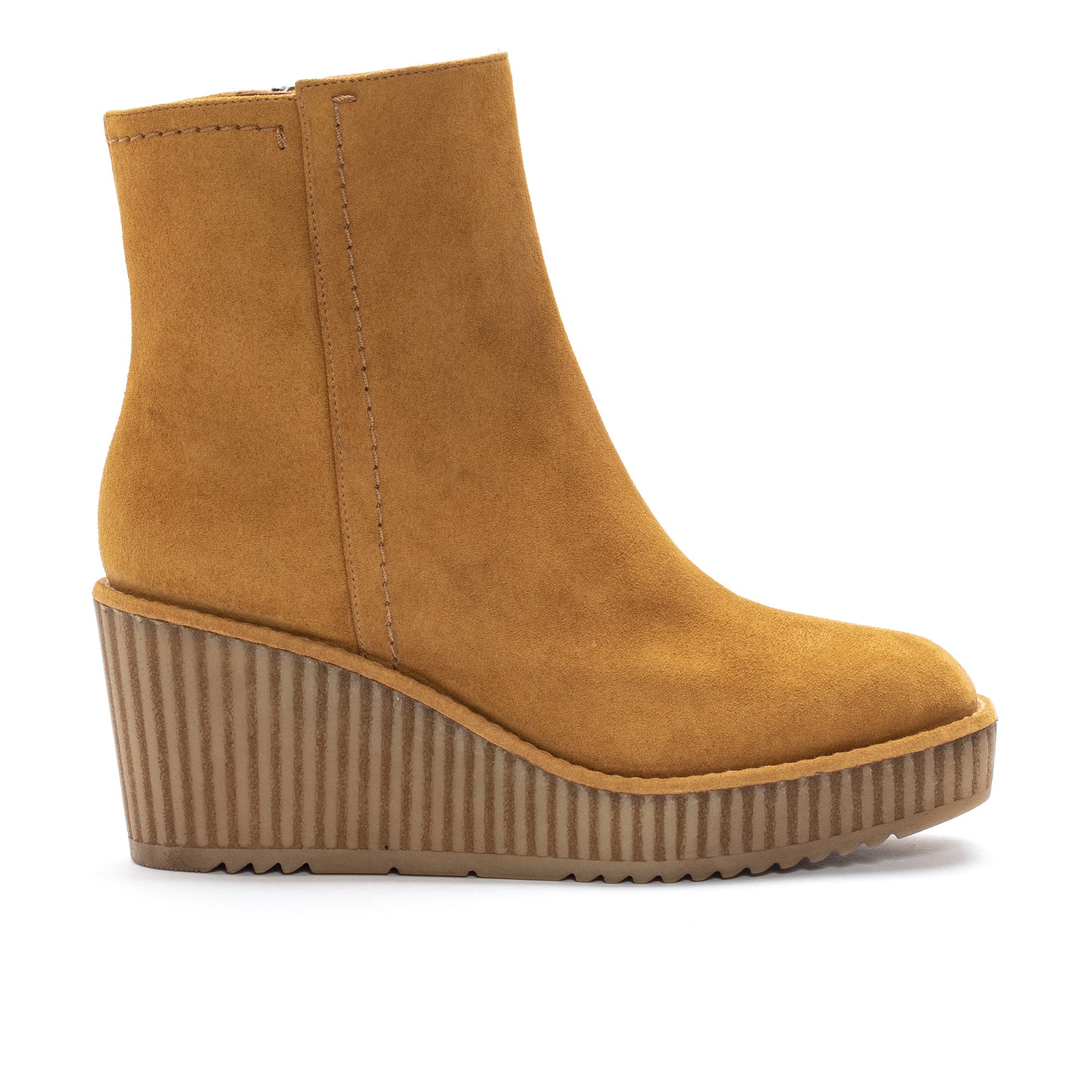 BOTIN PLATAFORMA CLAUDIA VELOUR MIEL