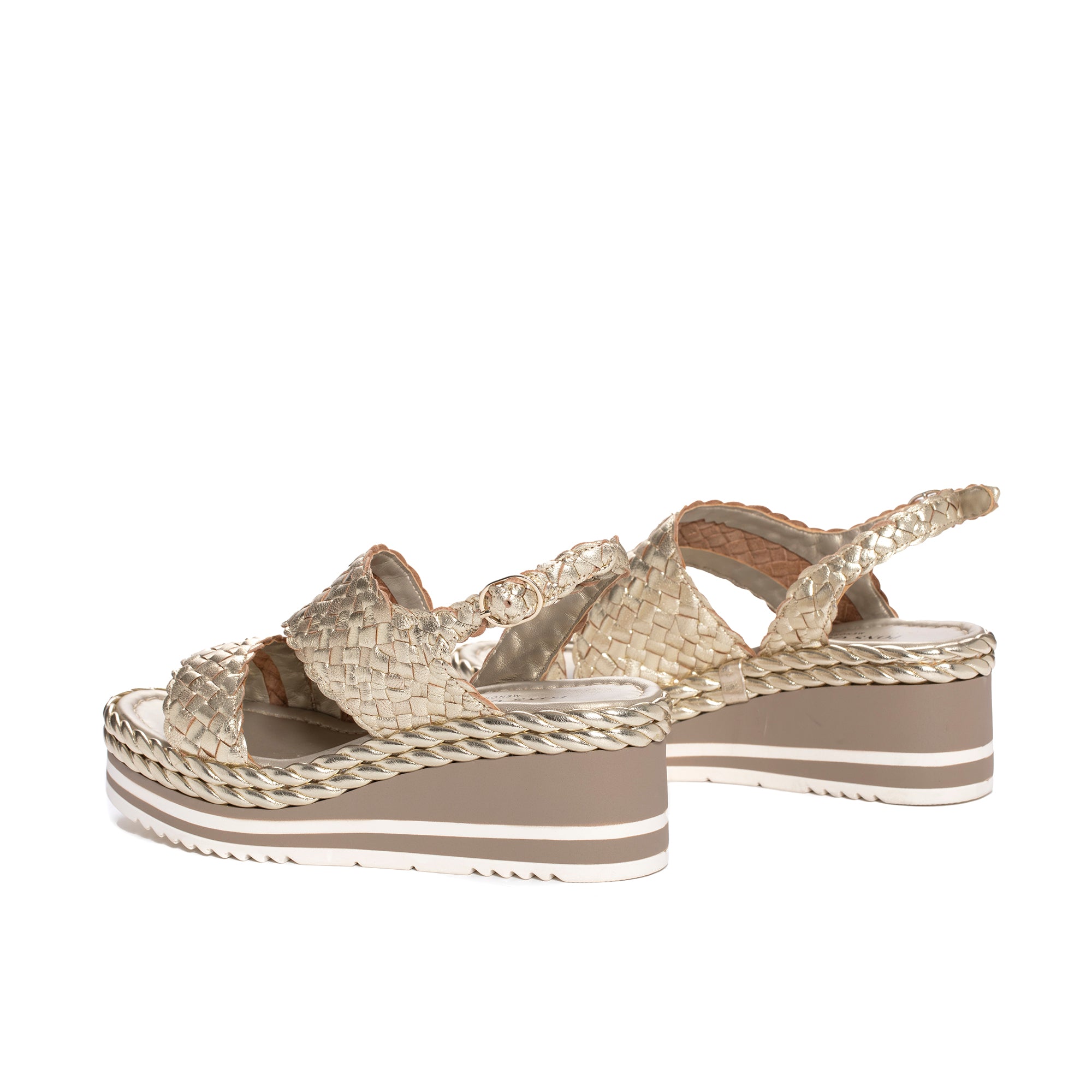 SANDALIA PLATAFORMA PADOVA METAL PLATINO