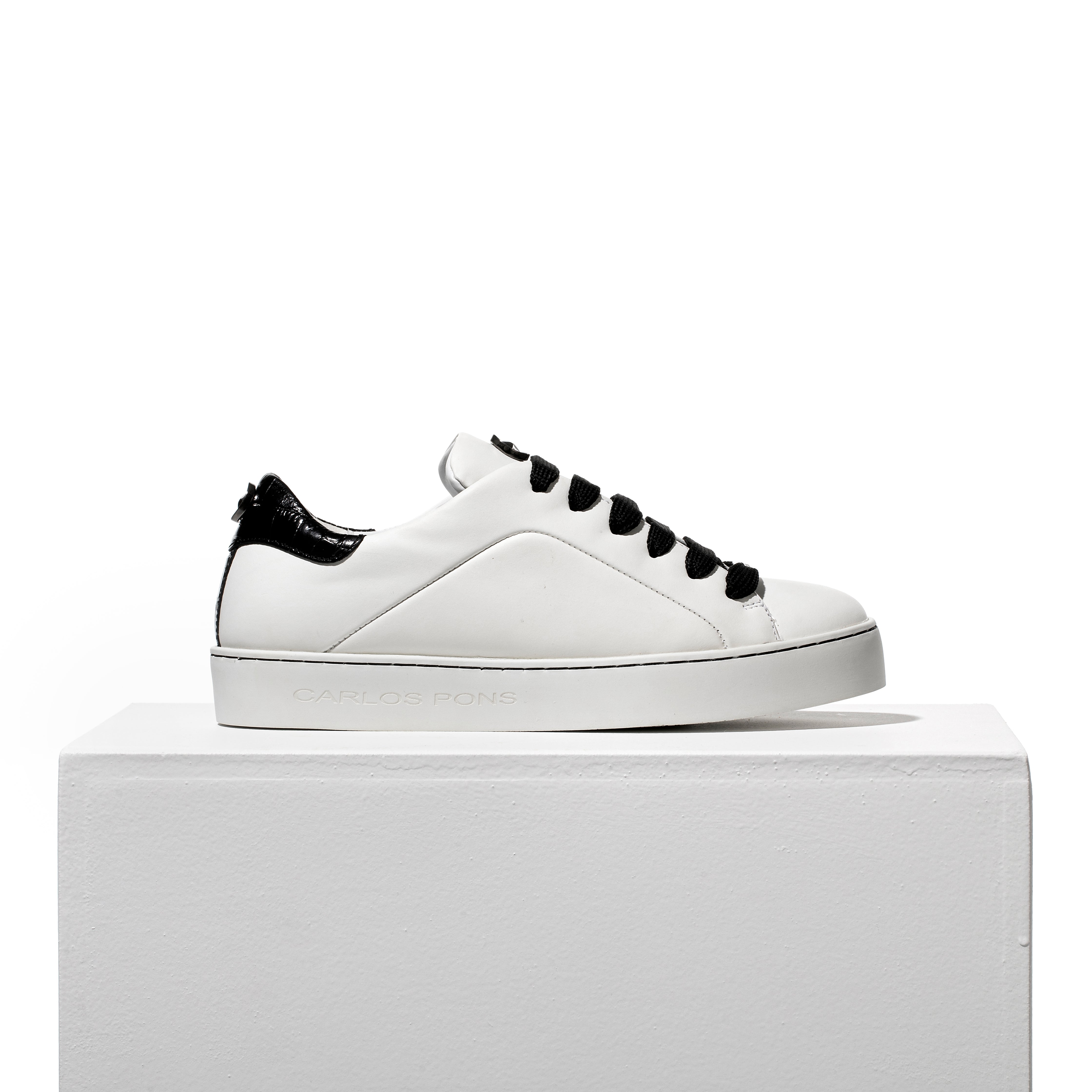 SNEAKER BASIC BLANCO - NEGRO