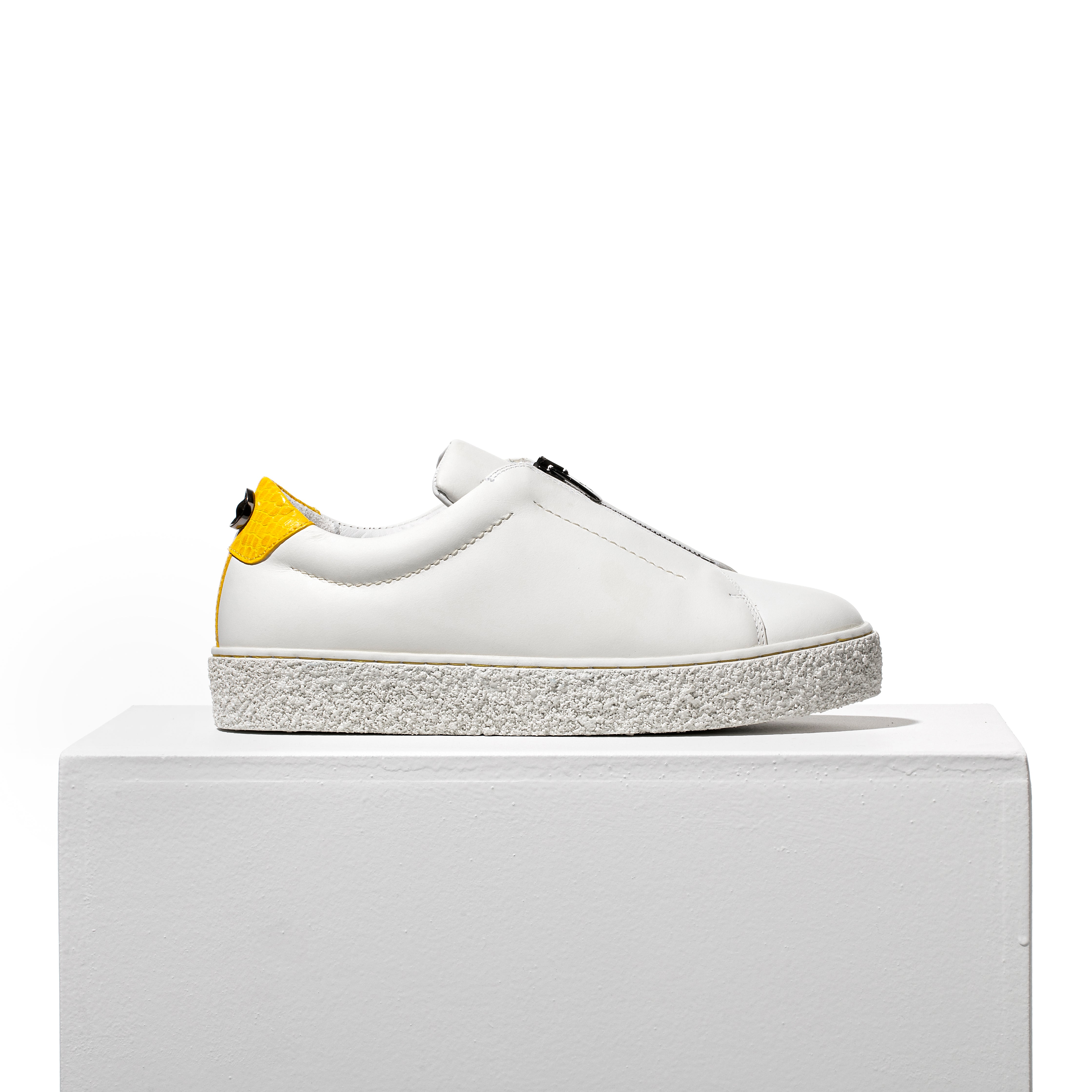 SNEAKER ONIX BLANCO - AMARILLO