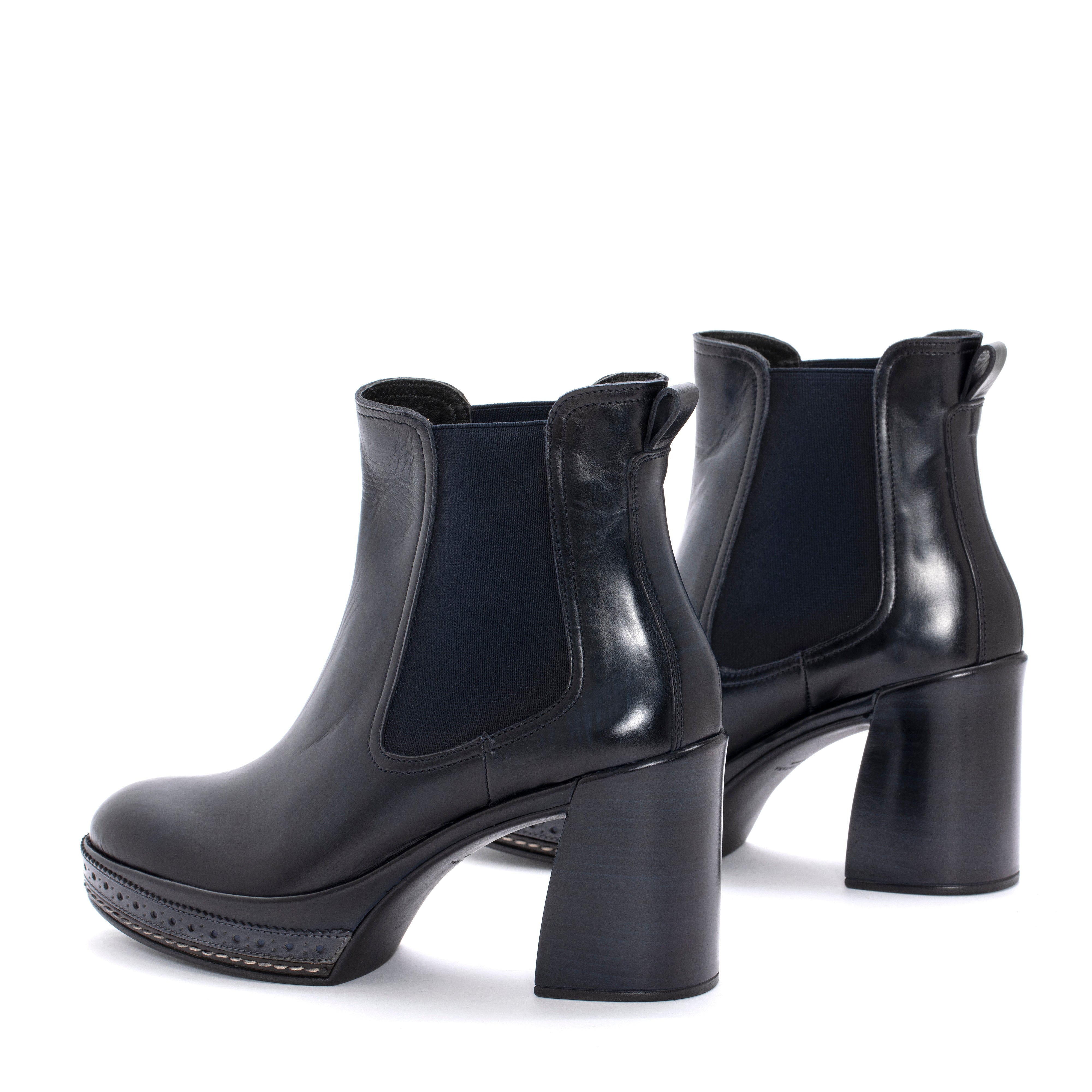 AMELIA NEPAL OCEAN HEEL BOOT