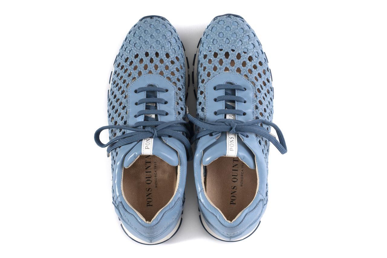 DEPORTIVA MANDY AQUA