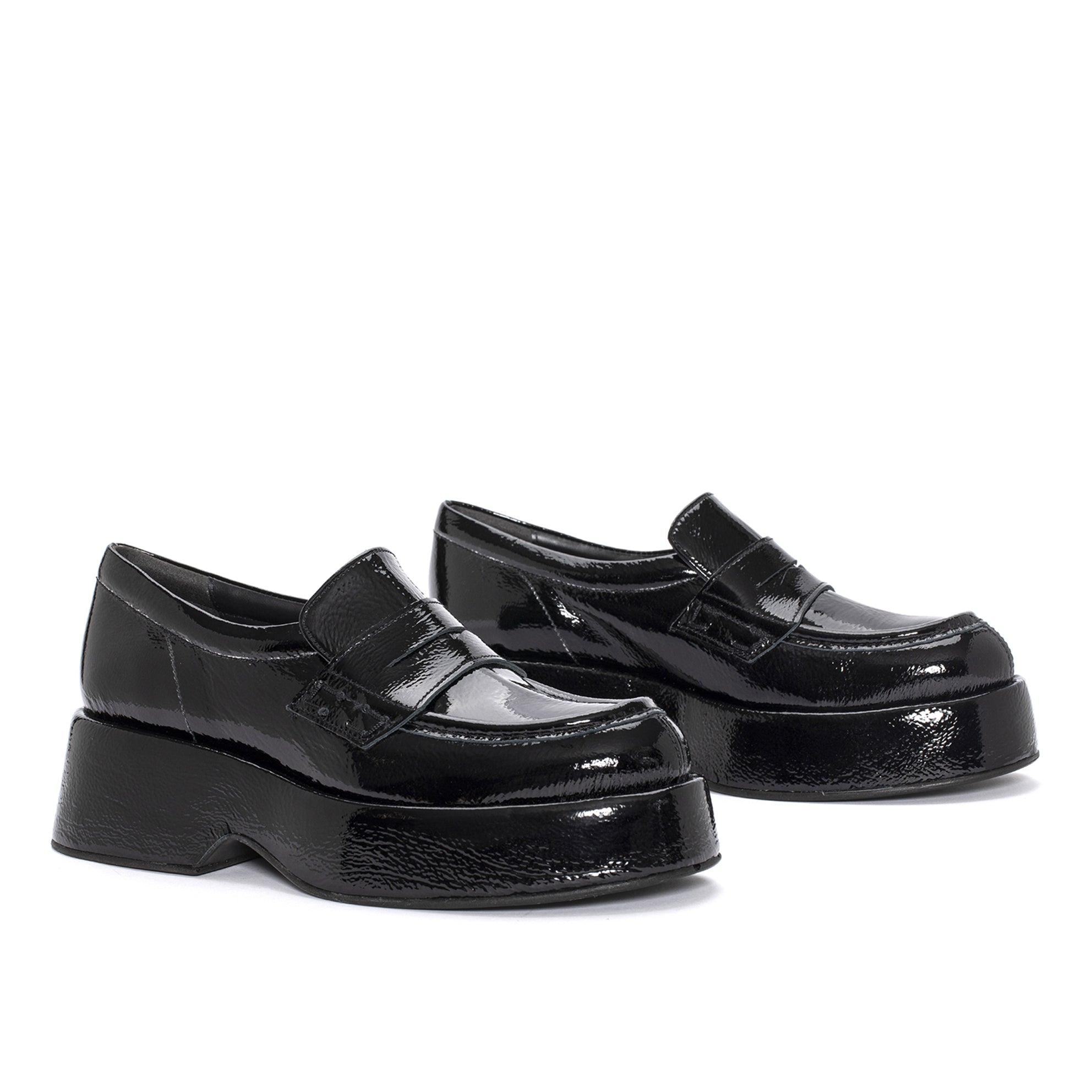 MOCASSIN PLATAFORMA FLIPER NAPLAC NEGRO