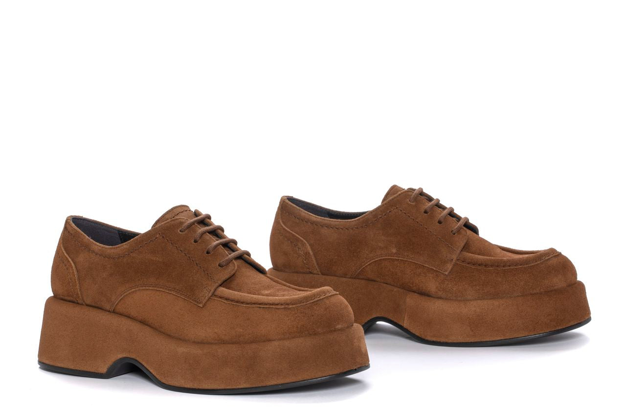 BLUCHER PLATAFORMA FLIPER VELOUR TOFFE