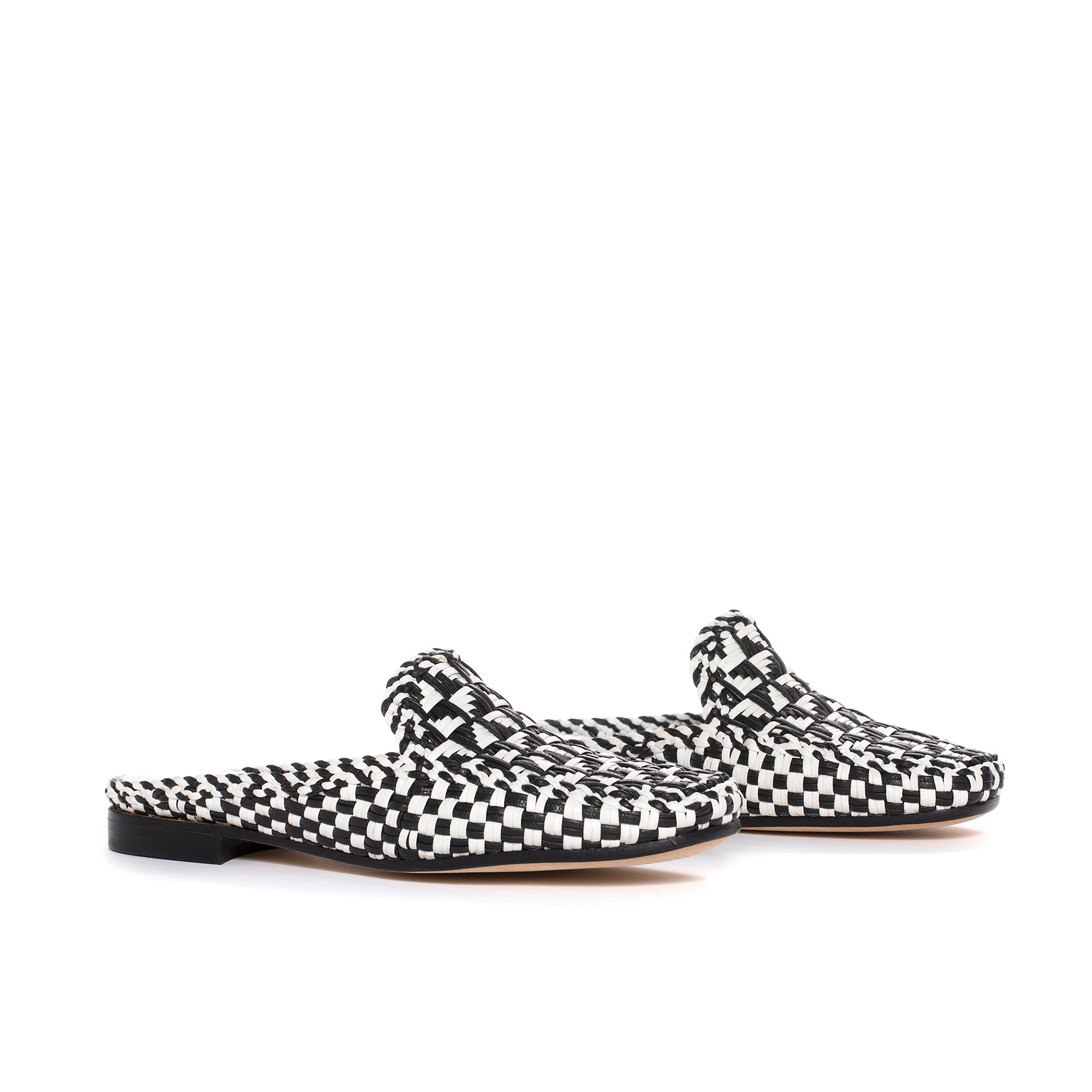 MULE BARI WET MILK-BLACK