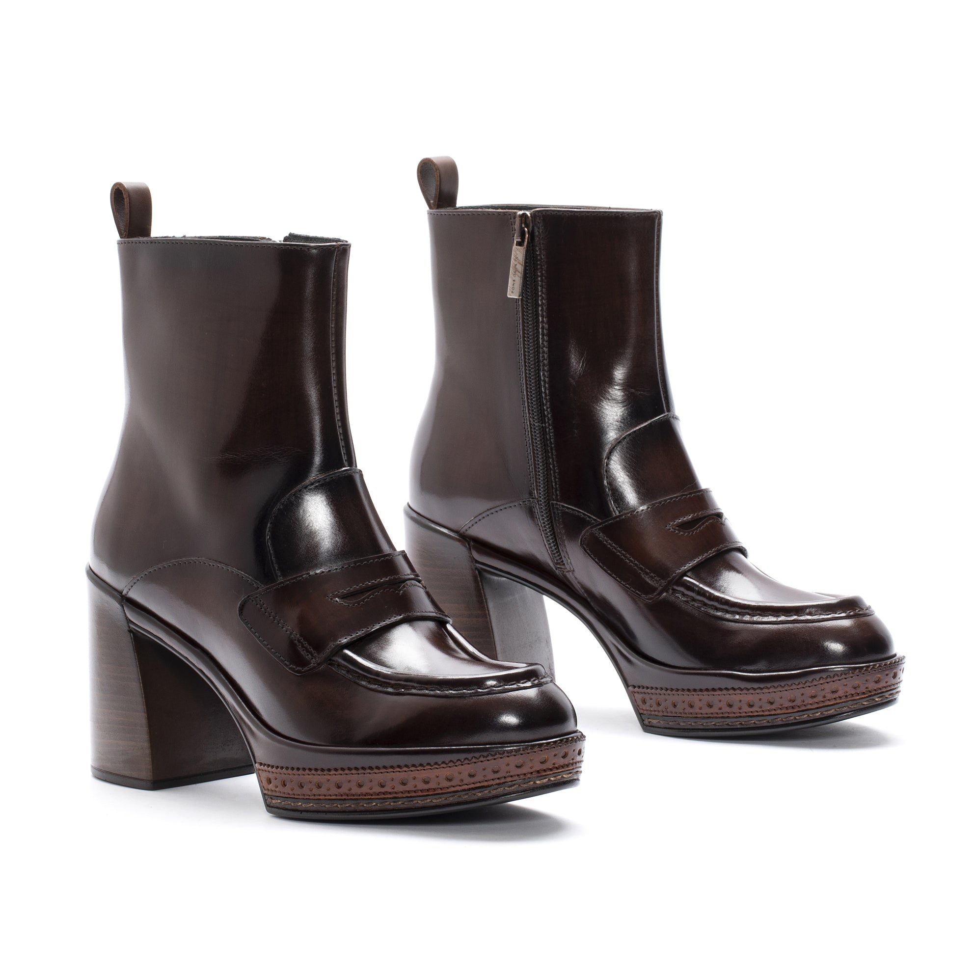 AMELIA NEPAL EBONY HEEL BOOT