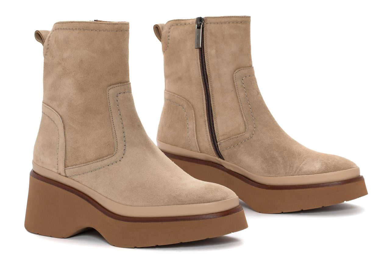 BOTIN PLATAFORMA RAQUEL VELOUR CAMEL