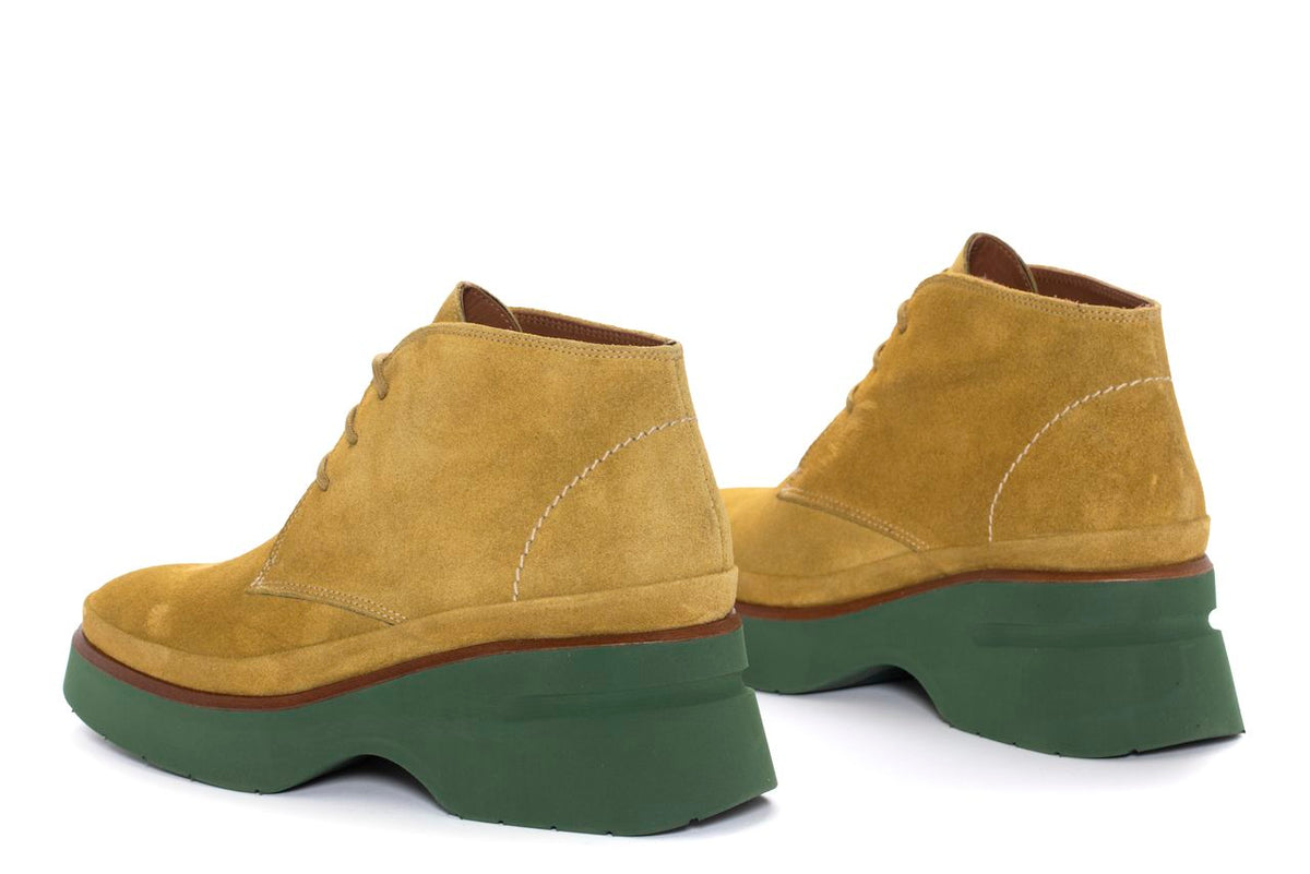 BOTIN PLATAFORMA RAQUEL VELOUR MUSTARD