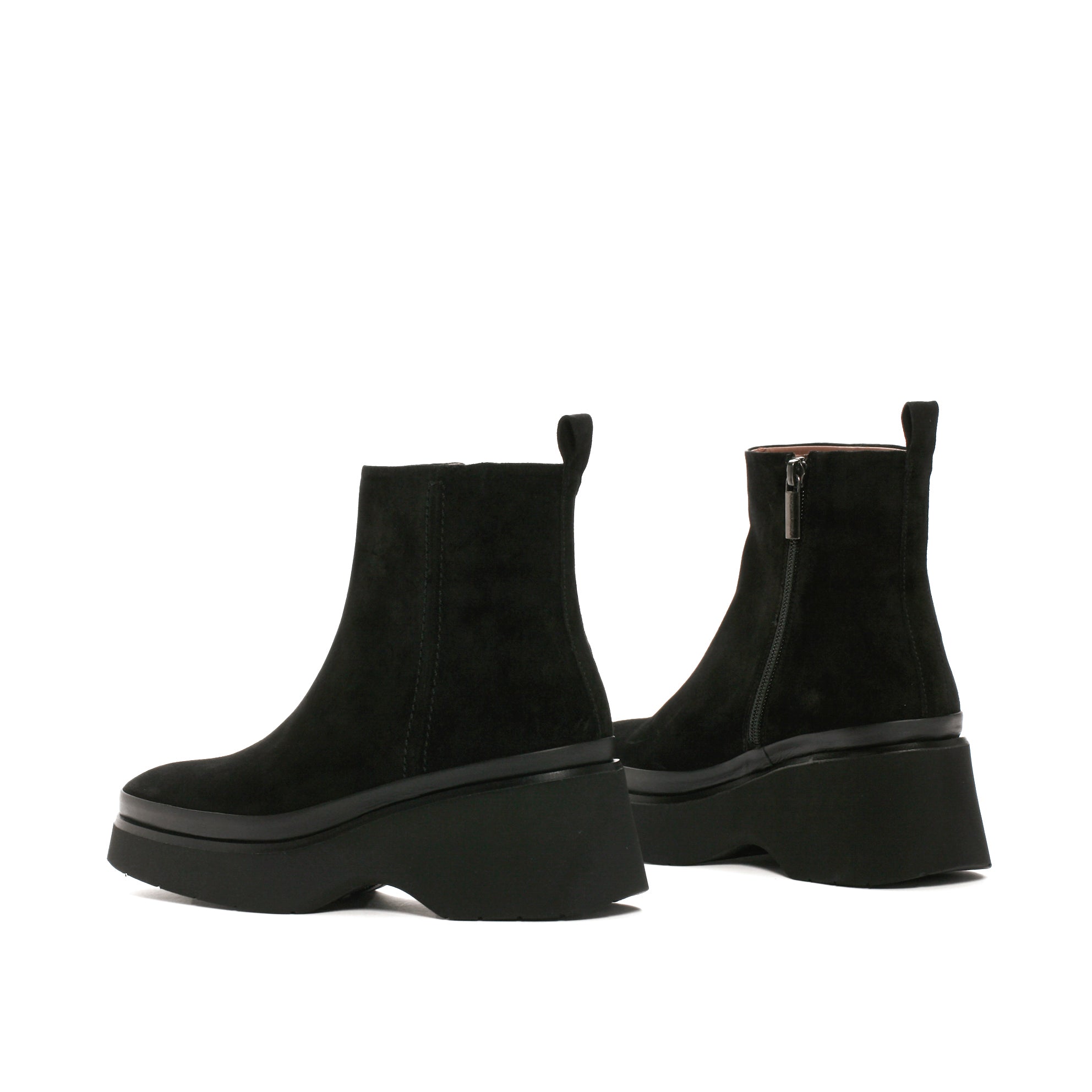 RAQUEL VELOUR BLACK PLATFORM BOOT