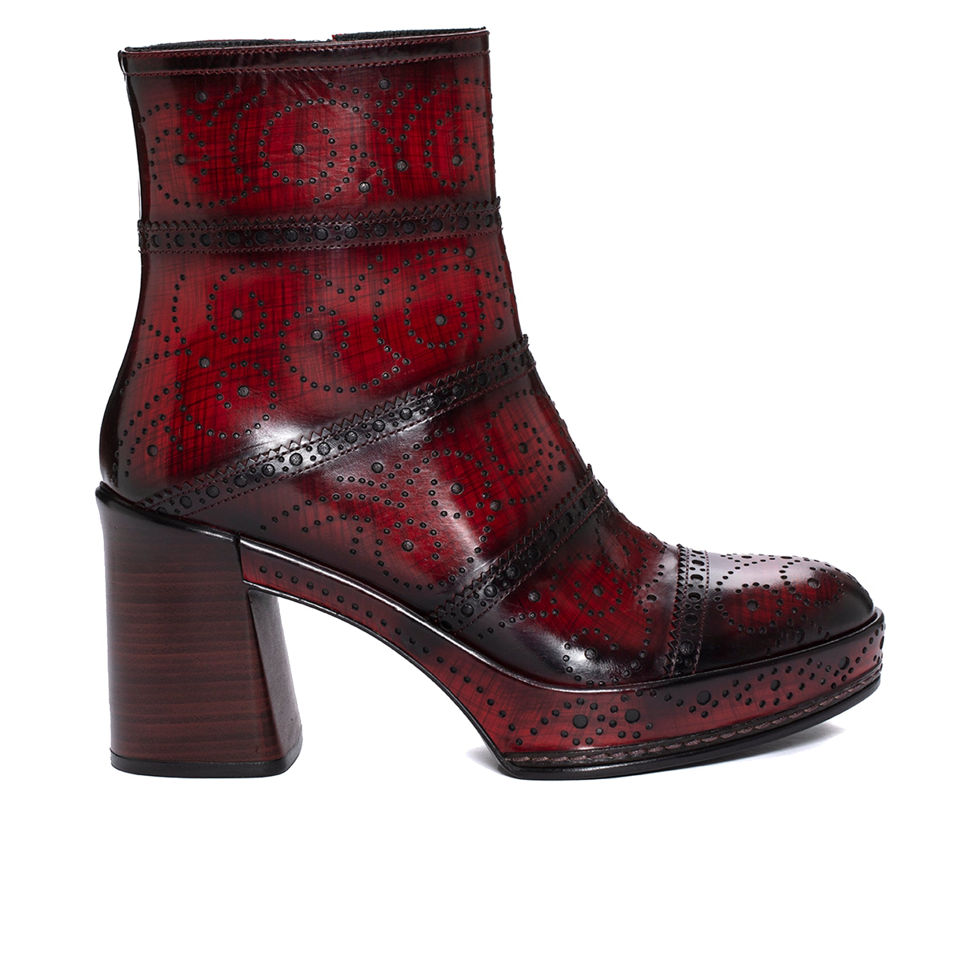 AROA NEPAL CHERRY HEEL BOOT