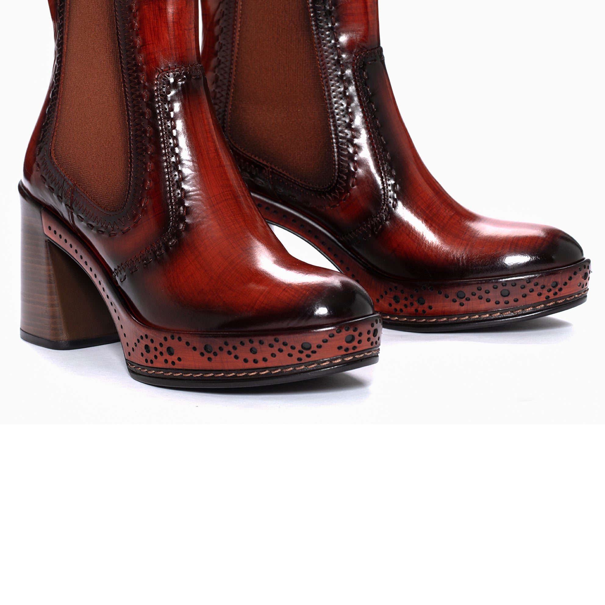 AROA NEPAL BRANDY HEEL BOOT